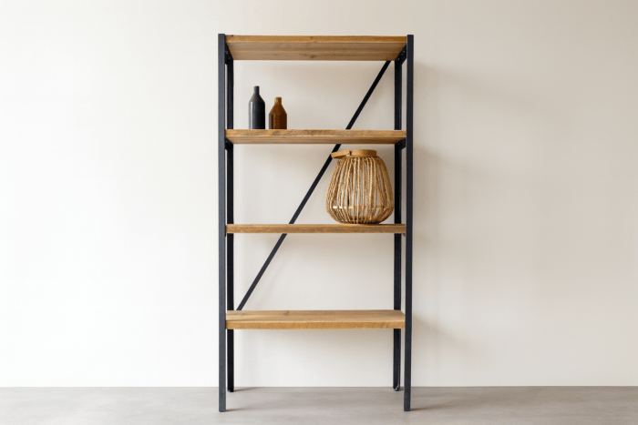 Regal aus Altholz und Rohstahl
