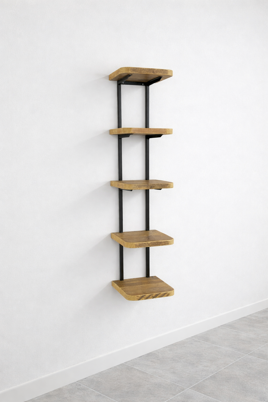 Handgefertigtes Wandregal aus Altholz & Stahl | Industrial Loft Design – Bild 3